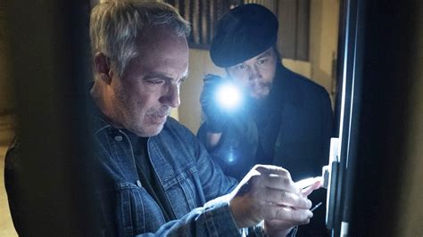 bosch: legacy extratorrent|Bosch Legacy S02E07 I Miss Vin Scully 1080p Web.